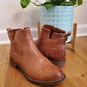 Franco Sarto Hoda Ankle Boots
